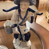 مجسمه قدیمی