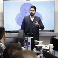 بازطراحی استراتژی کسب‌وکار در بحران اقتصادی|گردهمایی و همایش|اصفهان, گلزار|دیوار