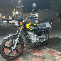 موتور سیکلت هندا پرواز ۱۲۵ استارتی صفر