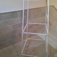 چهارپایه آهنی سالم