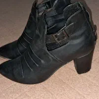 پوتین کفش کیف|کیف، کفش، کمربند|اردبیل, |دیوار