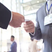 دعوت به همکاری از ویزیتور های حرفه ای