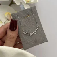 کادویی|بدلیجات|قم, امامزاده ابراهیم|دیوار