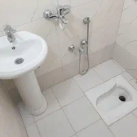 خانه مسافرمرکزشهر دارای پارکینگ مبله دربست|اجارهٔ کوتاهمدت آپارتمان و سوئیت|تویسرکان, |دیوار