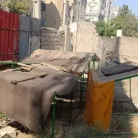 فروش یکجای ۶ عدد پالت میوه فروشی و یک میز دخل آهنی|فروشگاه و مغازه|کرج, کوی کارمندان شمالی|دیوار