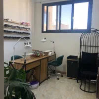اجاره-اتاق-مژه-و-ناخن