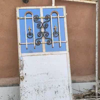 درب وپنجره آهنی