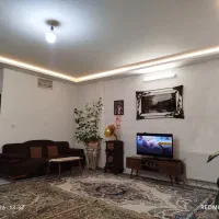 ۸۵ متر/ دوخوابه/آسانسور/پارکینگ