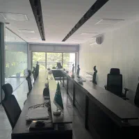 ونک خدامی ۶۰۰ متر زمین ۹۰۰ متر بنا اداری