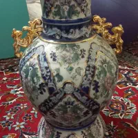 گلدان عطیقه و قدیمی