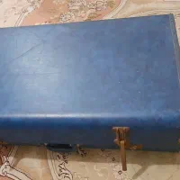 چمدان قدیمی سالم و تمیز