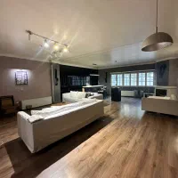 صاحبقرانیه-190-گلستان-جنوبی-تکواحدی-بالاترین-طبقه