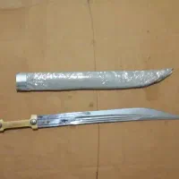 چاقو قدیمی جنس دسته استخوان در حد نو