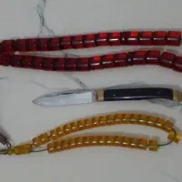 تسبیح و چاقو