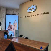 کارشناس فروش (برند رسمی پوشاک)