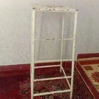 چهار پایه فلزی