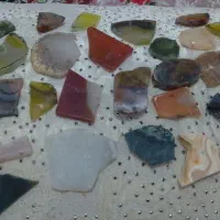 سنگهای تراش خورده آماده فقط یک تومن