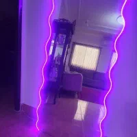 آینه قدی نئون