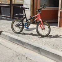 دوچرخه ۱۶|دوچرخه، اسکیت، اسکوتر|رباط‌کریم, رباط‌کریم|دیوار