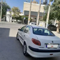 ماشین۲۰۶ مدا ۹۲|خودرو سواری و وانت|شیراز, شهرک پرواز|دیوار