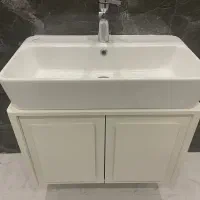 روشویی و توالت فرنگی