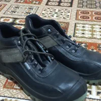 نیم بوت|کیف، کفش، کمربند|اسفراین, |دیوار