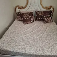 تخت دو نفره با سرویس کامل