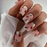 کاشت ناخن|خدمات آرایشگری و زیبایی|شیراز, شاه قلی بیگی|دیوار
