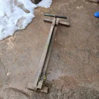 علف خردکن|ابزارآلات|بزینه رود, |دیوار