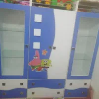 کمد لباس و دو عدد دکور