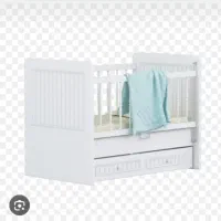 تخت خواب کودک مارک  درحد نو همراه با تشک مرغوب