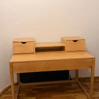 میز تحریر چوبی