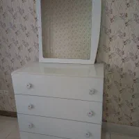 تخت خواب و دراور و آینه|تخت و سرویس خواب|کرمانشاه, |دیوار