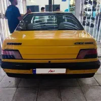 پژو تاکسی بی رنگ