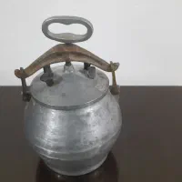 زودپز|ظروف پختوپز|رشت, باهنر|دیوار