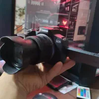 دوربین canon r50 - در حد آکبند