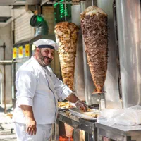 استخدام نیروی فست فود