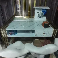 میز ناخونکاری