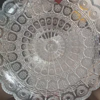 ظرف پذیرایی پایه دار