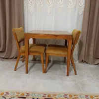میز و صندلی چوبی