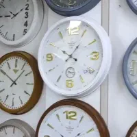 حراج ساعت دیواری متوسط جدید و ساعت گردبزرگ جدید