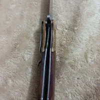 چاقو کلکسیونی|کلکسیون اشیاء عتیقه|ری, شهادت|دیوار