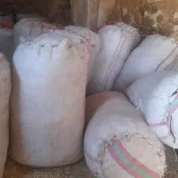 تعدادی شلیف کاه فروشی