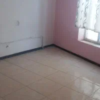 نیازمند رنگکار و کراتین کار و ناخن کار