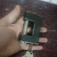 قفل|کلکسیون اشیاء عتیقه|تربت‌حیدریه, منظر|دیوار