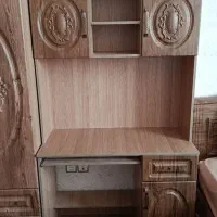 میز تحریر کتابخانه و صندلی متحرک