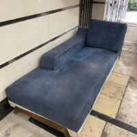 مبل سه نفره