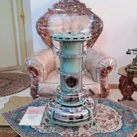 چراغ نفتی جکدار عالی نسب.عتیقه و کمیاب.در حداکبند