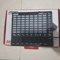 کنترلر حرفه ای آکایی APC mini آکبند با کیف مخصوص|آلات موسیقی|رشت, گلسار|دیوار