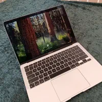 MacBook ari 2020  رم ۸گیگ  حافظه ۵۱۲ ssd نسبتاعجله|رایانه همراه|مشهد, جاهد شهر|دیوار